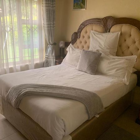 The Crown Inn Guest House Northwood Eksteriør billede