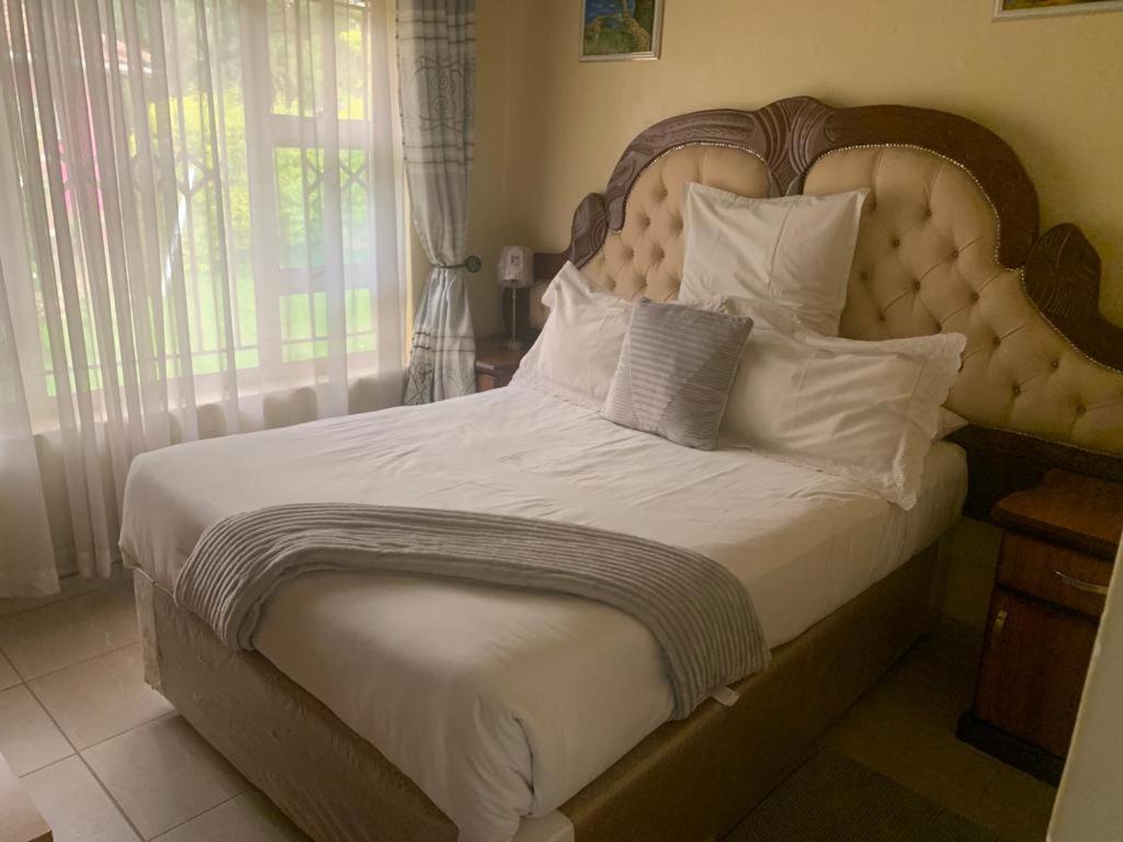 The Crown Inn Guest House Northwood Eksteriør billede
